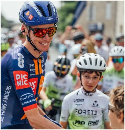 What Can We Learn from Romain Bardet’s Approach to Racing?