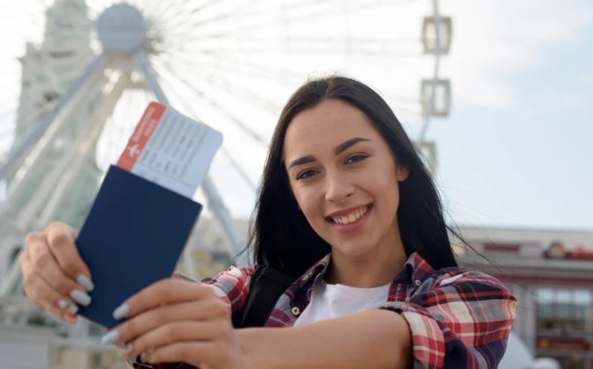 The Role of Migration Agents