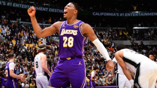 Key Stats and Performances from the Lakers' 118-116 Win