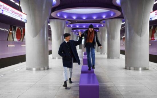 Movement Patterns Depend on Visual Cues