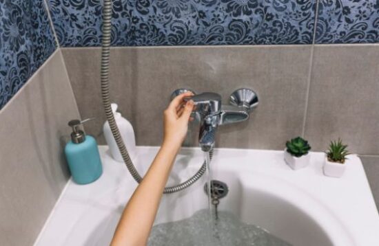 Bathroom Grout and Hard‑to‑Reach Fixtures