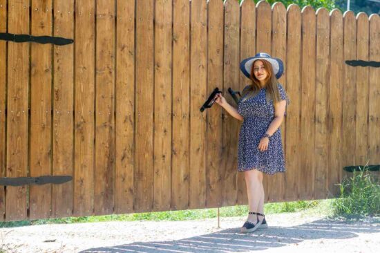 Wood Fences: Classic Beauty and Versatility