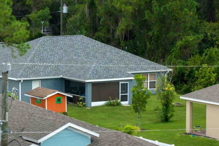 What Determines the Cost of Roof Replacement for Homes in Loxahatchee