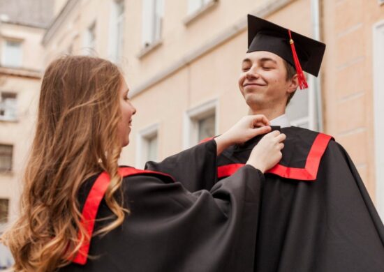 How to Match the Stole to the Occasion Without Overcomplicating the Choice