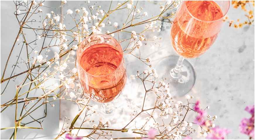 Discover the Elegance of Sparkling Rosé Wine